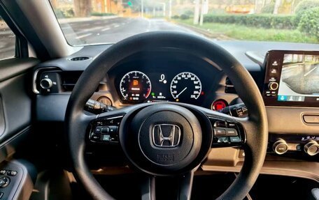 Honda Vezel, 2023 год, 1 685 000 рублей, 10 фотография