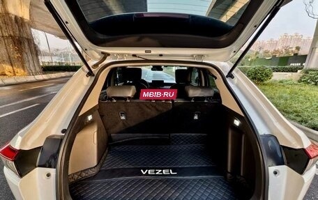 Honda Vezel, 2023 год, 1 685 000 рублей, 17 фотография