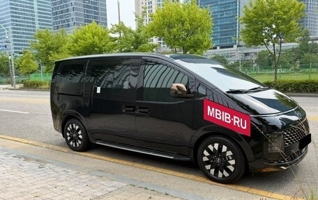 Hyundai Staria, 2022 год, 5 745 000 рублей, 4 фотография