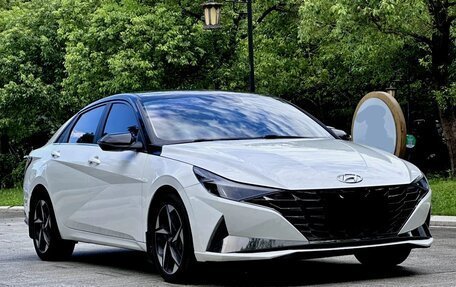 Hyundai Elantra, 2022 год, 1 412 000 рублей, 5 фотография