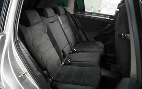 Volkswagen Tiguan II, 2018 год, 3 449 000 рублей, 7 фотография