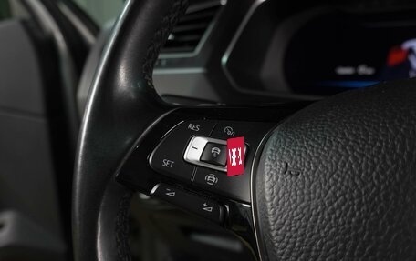 Volkswagen Tiguan II, 2018 год, 3 449 000 рублей, 23 фотография