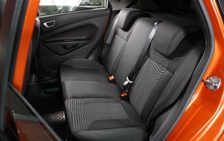 Ford Fiesta, 2015 год, 949 000 рублей, 9 фотография
