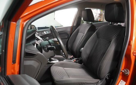 Ford Fiesta, 2015 год, 949 000 рублей, 10 фотография