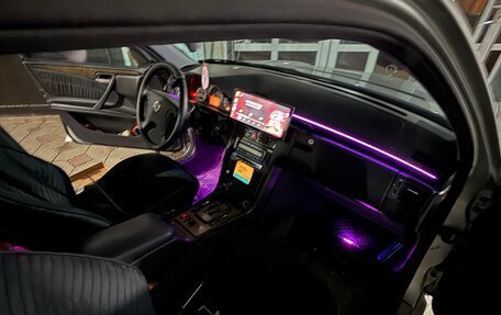 Mercedes-Benz E-Класс, 2001 год, 650 000 рублей, 9 фотография