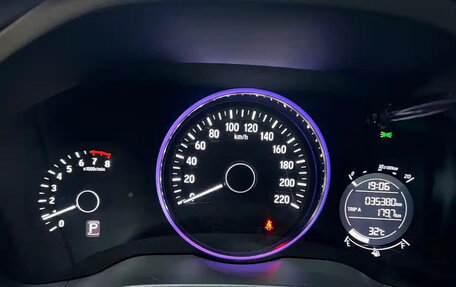 Honda Vezel, 2022 год, 1 670 000 рублей, 17 фотография