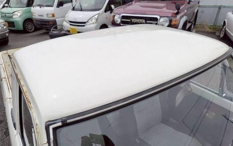 Nissan Sunny, 1992 год, 1 300 000 рублей, 8 фотография