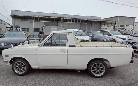 Nissan Sunny, 1992 год, 1 300 000 рублей, 7 фотография