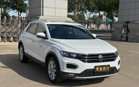 Volkswagen T-Roc I, 2022 год, 1 600 006 рублей, 3 фотография
