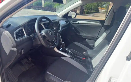 Volkswagen T-Roc I, 2022 год, 1 600 006 рублей, 7 фотография