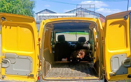 Renault Kangoo II рестайлинг, 2004 год, 320 000 рублей, 4 фотография
