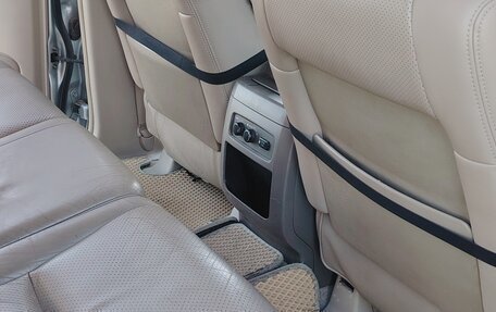 Toyota Land Cruiser Prado 120 рестайлинг, 2003 год, 1 850 000 рублей, 9 фотография