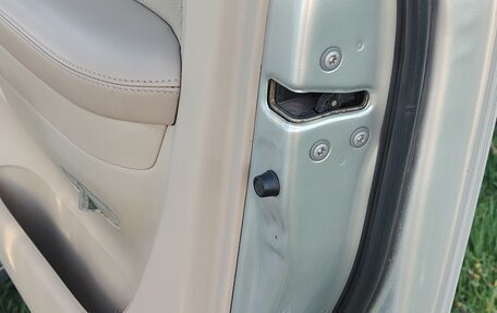 Toyota Land Cruiser Prado 120 рестайлинг, 2003 год, 1 850 000 рублей, 19 фотография