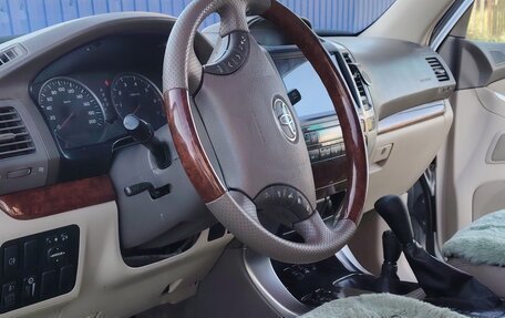 Toyota Land Cruiser Prado 120 рестайлинг, 2003 год, 1 850 000 рублей, 13 фотография