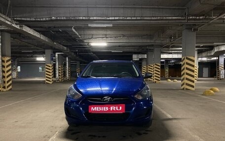 Hyundai Solaris II рестайлинг, 2013 год, 750 000 рублей, 3 фотография