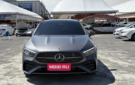 Mercedes-Benz A-Класс, 2023 год, 1 790 000 рублей, 2 фотография