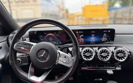 Mercedes-Benz A-Класс, 2019 год, 2 690 000 рублей, 10 фотография
