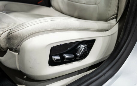 BMW 5 серия, 2019 год, 3 149 000 рублей, 18 фотография