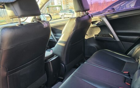 Toyota RAV4, 2018 год, 3 100 000 рублей, 9 фотография