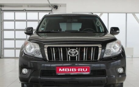 Toyota Land Cruiser Prado 150 рестайлинг 2, 2012 год, 2 850 000 рублей, 1 фотография
