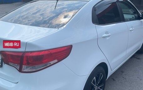KIA Rio III рестайлинг, 2016 год, 999 000 рублей, 6 фотография