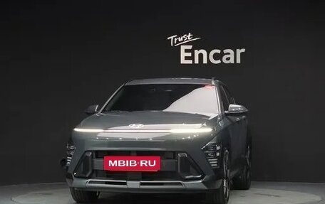 Hyundai Kona, 2023 год, 1 790 100 рублей, 2 фотография