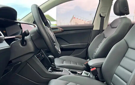 Volkswagen Tharu, 2023 год, 1 560 000 рублей, 8 фотография