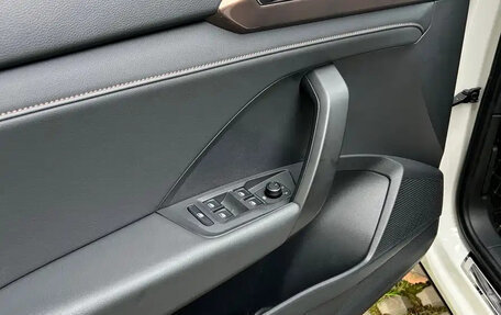 Volkswagen Tharu, 2023 год, 1 560 000 рублей, 21 фотография