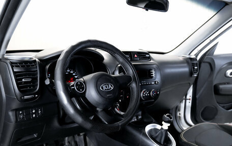 KIA Soul II рестайлинг, 2014 год, 999 000 рублей, 14 фотография
