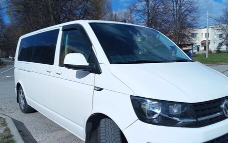 Volkswagen Caravelle T6 рестайлинг, 2018 год, 2 520 000 рублей, 2 фотография