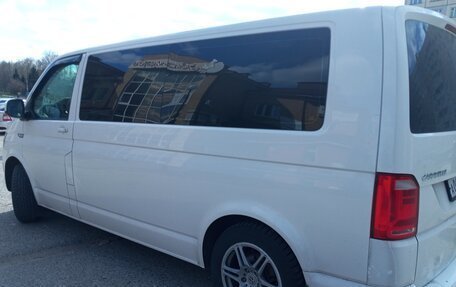 Volkswagen Caravelle T6 рестайлинг, 2018 год, 2 520 000 рублей, 11 фотография