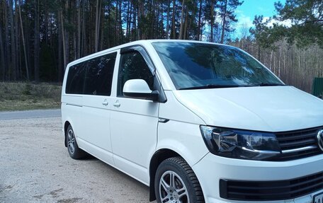 Volkswagen Caravelle T6 рестайлинг, 2018 год, 2 520 000 рублей, 7 фотография