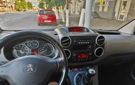 Peugeot Partner II рестайлинг 2, 2016 год, 1 190 000 рублей, 6 фотография
