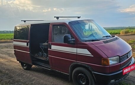 Volkswagen Transporter T4, 1993 год, 350 000 рублей, 2 фотография
