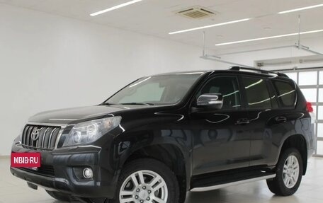 Toyota Land Cruiser Prado 150 рестайлинг 2, 2012 год, 2 850 000 рублей, 8 фотография
