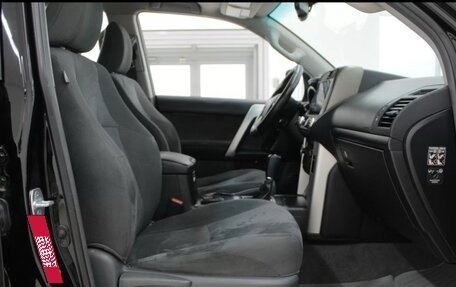 Toyota Land Cruiser Prado 150 рестайлинг 2, 2012 год, 2 850 000 рублей, 19 фотография