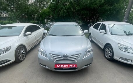 Toyota Camry, 2007 год, 890 000 рублей, 1 фотография