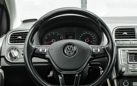 Volkswagen Polo VI (EU Market), 2017 год, 1 050 000 рублей, 14 фотография