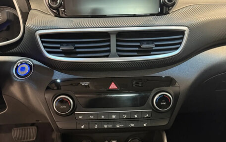 Hyundai Tucson III, 2019 год, 2 300 000 рублей, 7 фотография