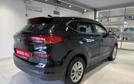 Hyundai Tucson III, 2019 год, 2 300 000 рублей, 4 фотография