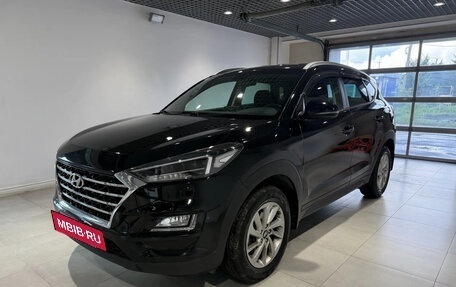 Hyundai Tucson III, 2019 год, 2 300 000 рублей, 2 фотография