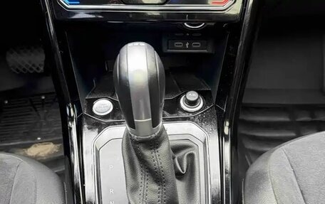 Volkswagen T-Roc I, 2023 год, 1 949 003 рублей, 16 фотография