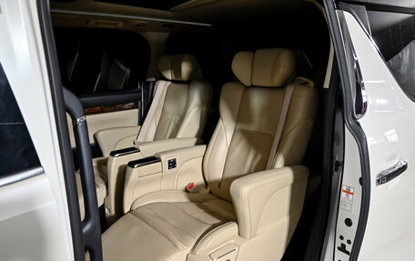 Toyota Alphard III, 2018 год, 4 045 000 рублей, 18 фотография