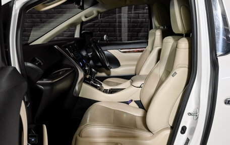 Toyota Alphard III, 2018 год, 4 045 000 рублей, 9 фотография