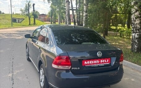 Volkswagen Polo VI (EU Market), 2011 год, 700 000 рублей, 2 фотография