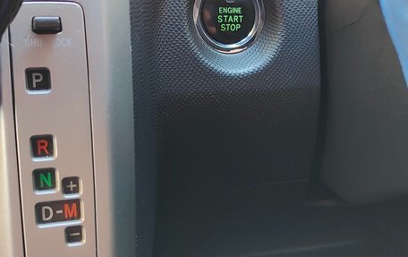 Toyota Ractis I, 2010 год, 800 000 рублей, 17 фотография
