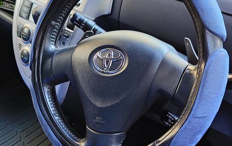 Toyota Ractis I, 2010 год, 800 000 рублей, 25 фотография