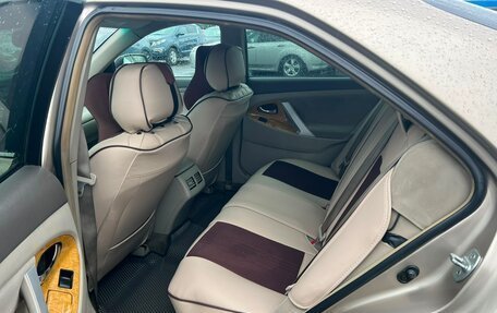 Toyota Camry, 2006 год, 899 999 рублей, 11 фотография