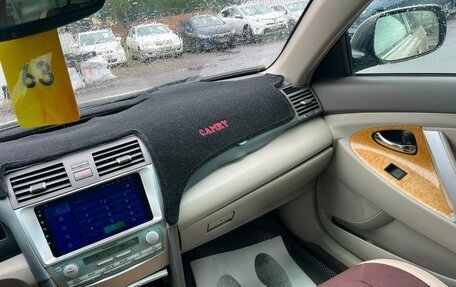 Toyota Camry, 2006 год, 899 999 рублей, 17 фотография