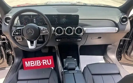 Mercedes-Benz GLB, 2022 год, 2 250 002 рублей, 13 фотография
